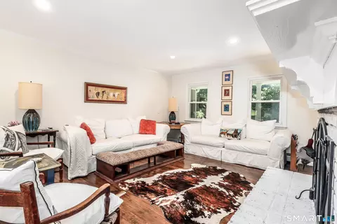 Living - 23 Old Green Rd, Sandy Hook, CT 06482 photo 4 of 5