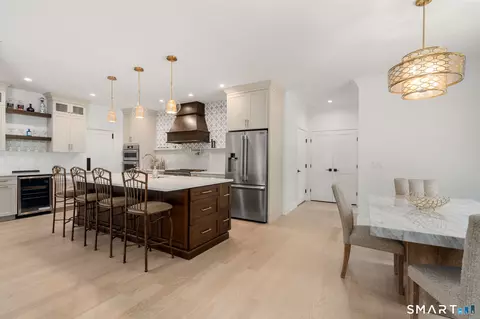 Kitchen - 47 Luca Ln, Wethersfield, CT 06109 photo 3 of 4