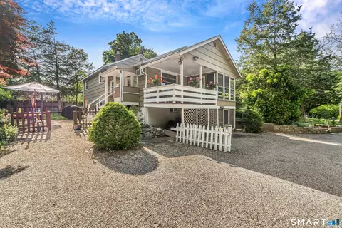 385 Roses Mill Rd, Milford, CT 06460