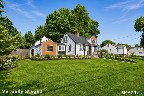 1646 Jennings Rd, Fairfield, CT 06824