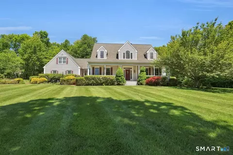 10 Isabell Dr, Madison, CT 06443