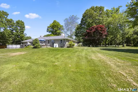 Exterior - 186 Schaeffer Rd, Bethany, CT 06524 photo 8 of 8