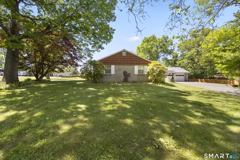 Exterior - 186 Schaeffer Rd, Bethany, CT 06524 photo 6 of 8