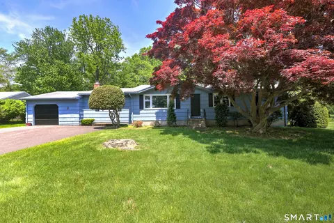 126 Ardmore Rd, Milford, CT 06461