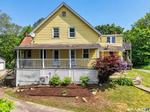 87 Hunters Ave, Norwich, CT 06360