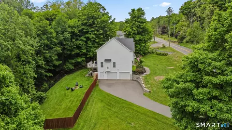 Exterior - 86 Summit Rd, Prospect, CT 06712 photo 6 of 6