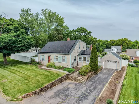 View/Area - 10 Manning Rd, Windsor Locks, CT 06096 photo 2 of 2