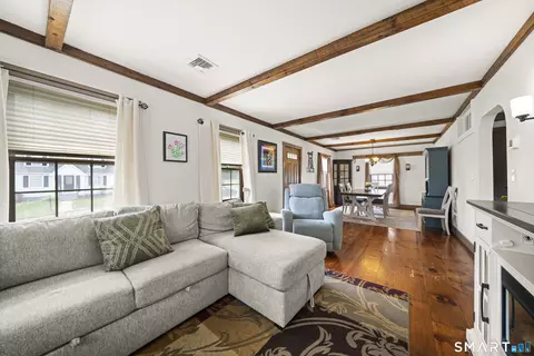 Living - 10 Manning Rd, Windsor Locks, CT 06096 photo 1 of 4