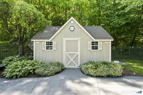 Exterior - 7 Hannah Ln, Monroe, CT 06468 photo 7 of 10