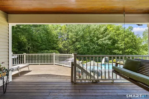Exterior - 7 Hannah Ln, Monroe, CT 06468 photo 3 of 10
