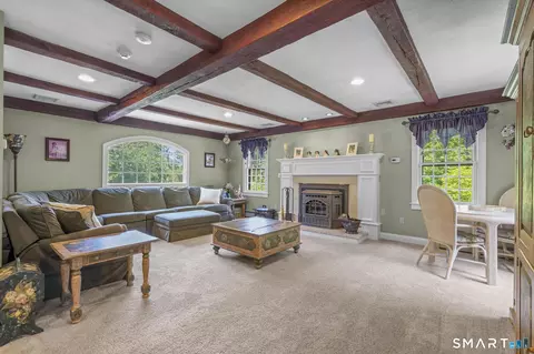Living - 7 Hannah Ln, Monroe, CT 06468 photo 1 of 3