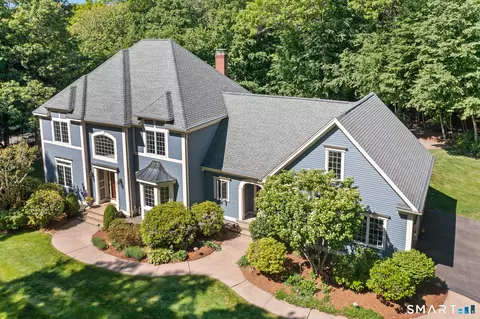 157 Tamarac Dr, Glastonbury, CT 06033