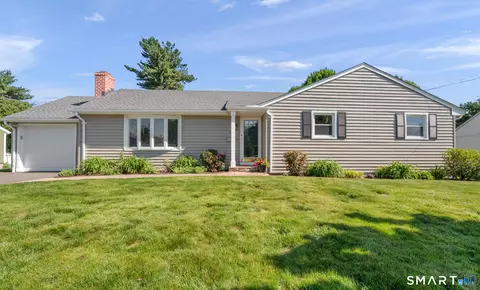 970 Cloverdale Cir, Wethersfield, CT 06109