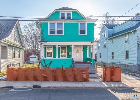 18 Lawrence St, Norwalk, CT 06854
