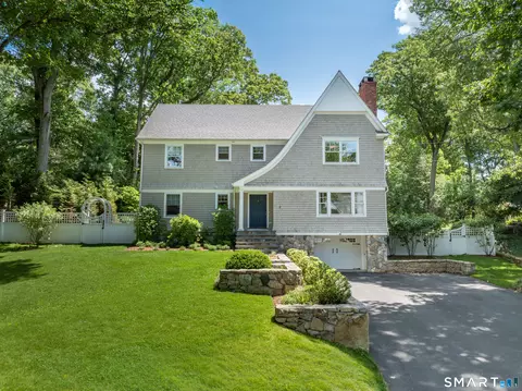 22 Ledge Rd, Norwalk, CT 06853