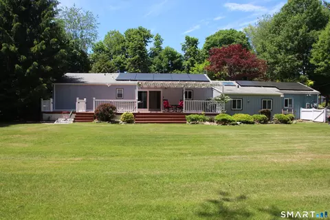 143 Soundview Ave, Shelton, CT 06484
