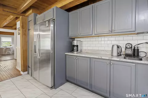 Kitchen - 156 Cranberry Bog Rd, Killingly, CT 06239 photo 3 of 5