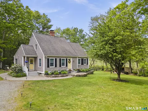 156 Cranberry Bog Rd, Killingly, CT 06239