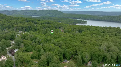 78 Candle Hill Rd, New Fairfield, CT 06812