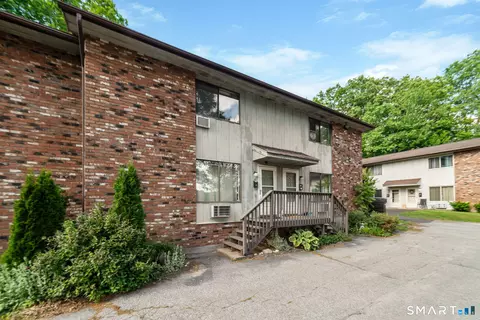 30 Kay Ln #K, Waterbury, CT 06708