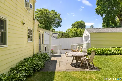 Exterior - 13 Devon Rd, Darien, CT 06820 photo 4 of 11