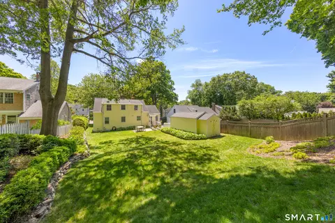 Exterior - 13 Devon Rd, Darien, CT 06820 photo 7 of 11