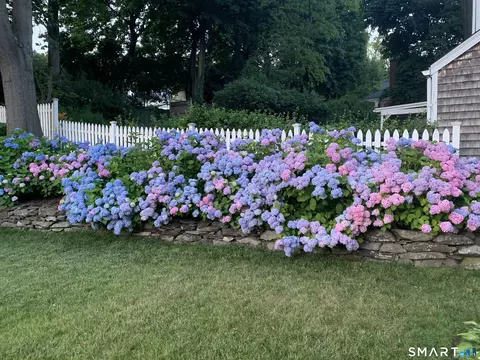 Exterior - 13 Devon Rd, Darien, CT 06820 photo 8 of 11