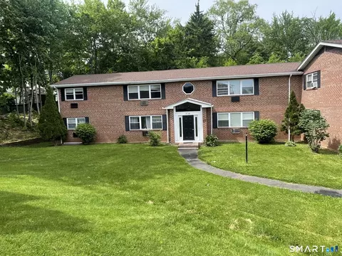 39 Mount Laurel Dr, Wethersfield, CT 06109