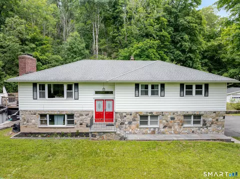 2 Leach Hollow Rd, Sherman, CT 06784