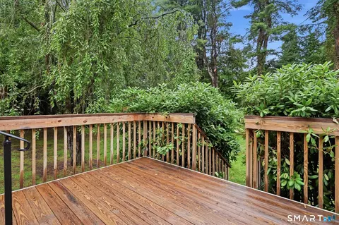 Exterior - 30 Riverview Dr, Suffield, CT 06078 photo 5 of 8