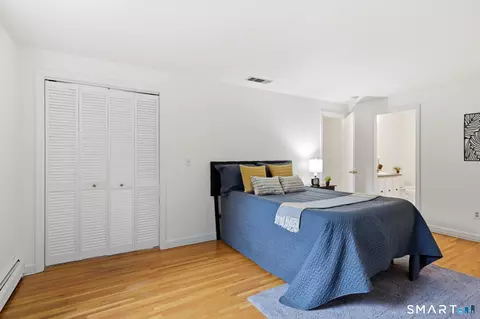 Bedroom - 30 Riverview Dr, Suffield, CT 06078 photo 3 of 6