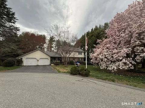 Exterior - 30 Riverview Dr, Suffield, CT 06078 photo 2 of 8