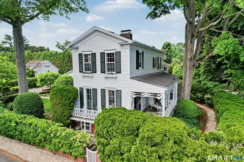 28 Center St, Southport, CT 06890
