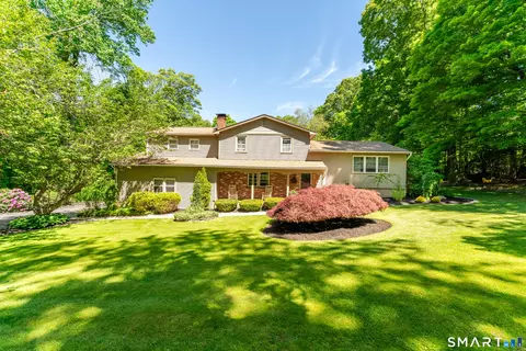 18 Doolittle Rd, Preston, CT 06365