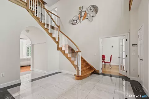 Entry Way - 35 Judd Hill Rd, Bethany, CT 06524 photo 2 of 8