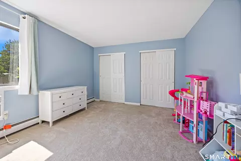 Bedroom - 7 Sutton Pl #7, Bloomfield, CT 06002 photo 5 of 6