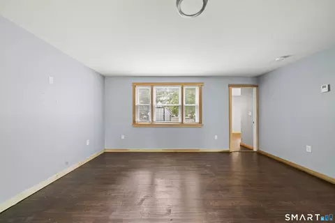 Living - Undisclosed, Windsor Locks, CT 06096 photo 3 of 4
