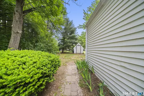Exterior - Undisclosed, Windsor Locks, CT 06096 photo 6 of 6