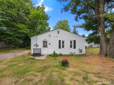 Exterior - Undisclosed, Windsor Locks, CT 06096 photo 2 of 6