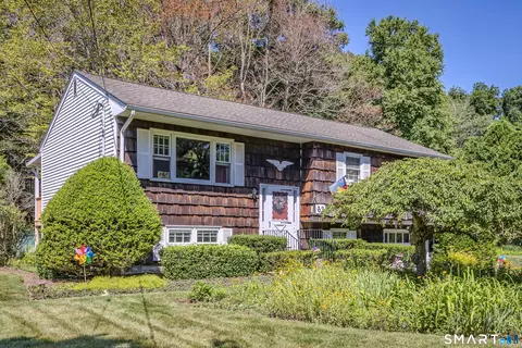 Exterior - 63 Beacon Rd, Windham, CT 06280 photo 3 of 12