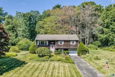 Exterior - 63 Beacon Rd, Windham, CT 06280 photo 10 of 12