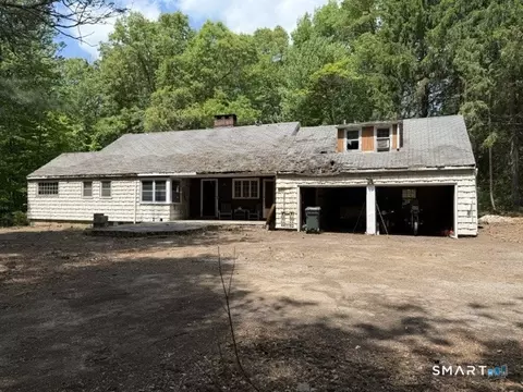 80 North St, Easton, CT 06612
