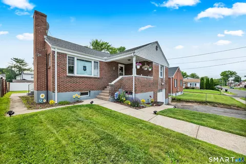 75 Hollywood Ave, West Hartford, CT 06110