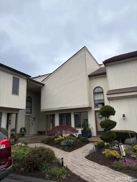 12 Spindle Hill Rd #7C, Wolcott, CT 06716