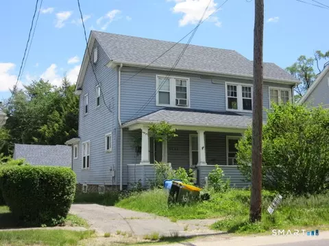 105 Woodland Ave, Waterbury, CT 06705