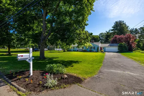 Exterior - 76 Collier Rd, Wethersfield, CT 06109 photo 17 of 17