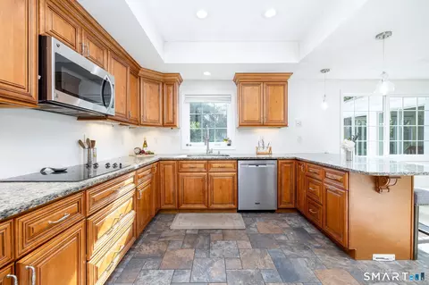 Kitchen - 76 Collier Rd, Wethersfield, CT 06109 photo 2 of 3