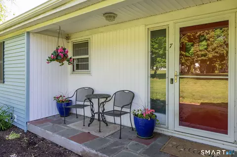 Exterior - 76 Collier Rd, Wethersfield, CT 06109 photo 16 of 17