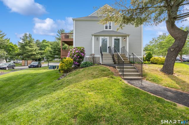 111 Strathmore Ln #111, Wallingford, CT 06492