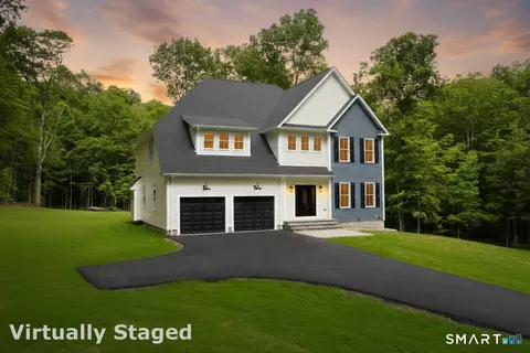 147 Blue Hills Dr, Guilford, CT 06437